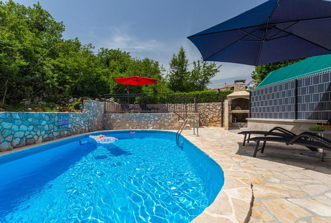 Apartment With A Private Swimming Pool, Garden & Bbq Gostinjac Exterior foto